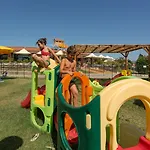 Feriepark Villaggio Mare Si 4*