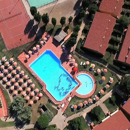 Villaggio Mare Si Üdülőpark 4*