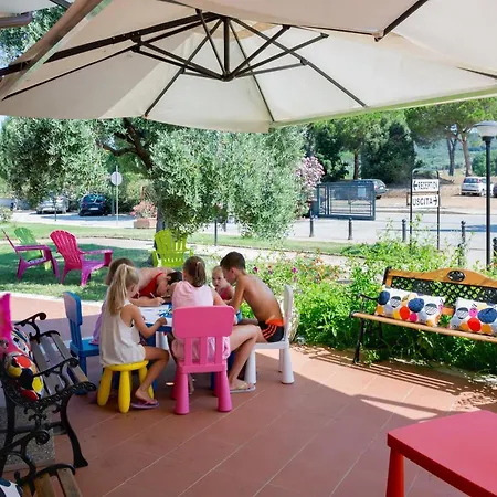 Villaggio Mare Si Üdülőpark Follonica