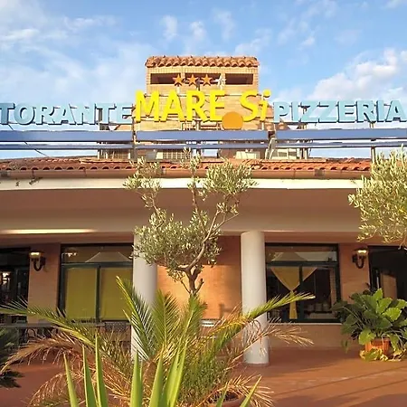 פארק נופש Villaggio Mare Si 4*
